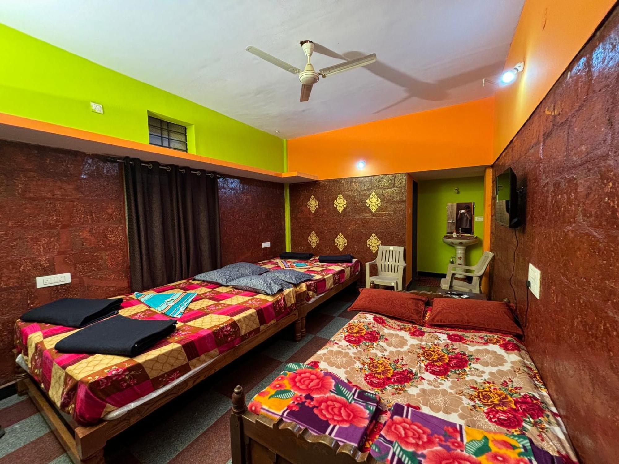 Dandeli Nakadi Home Stay Kültér fotó